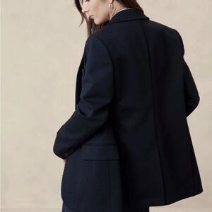 Banana Republic Relaxed Everywhere Ponte Navy Women's Blazer